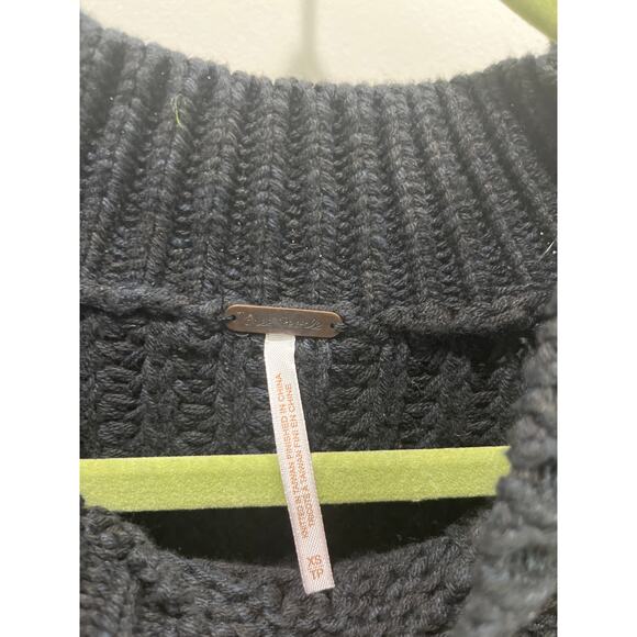 NWT Free People Bell Song Knit Pullover Sweater in Black Sz XS - Picture 4 of 10